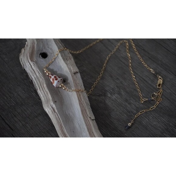 Hebrew Shell Necklace - Picture 2 of 7